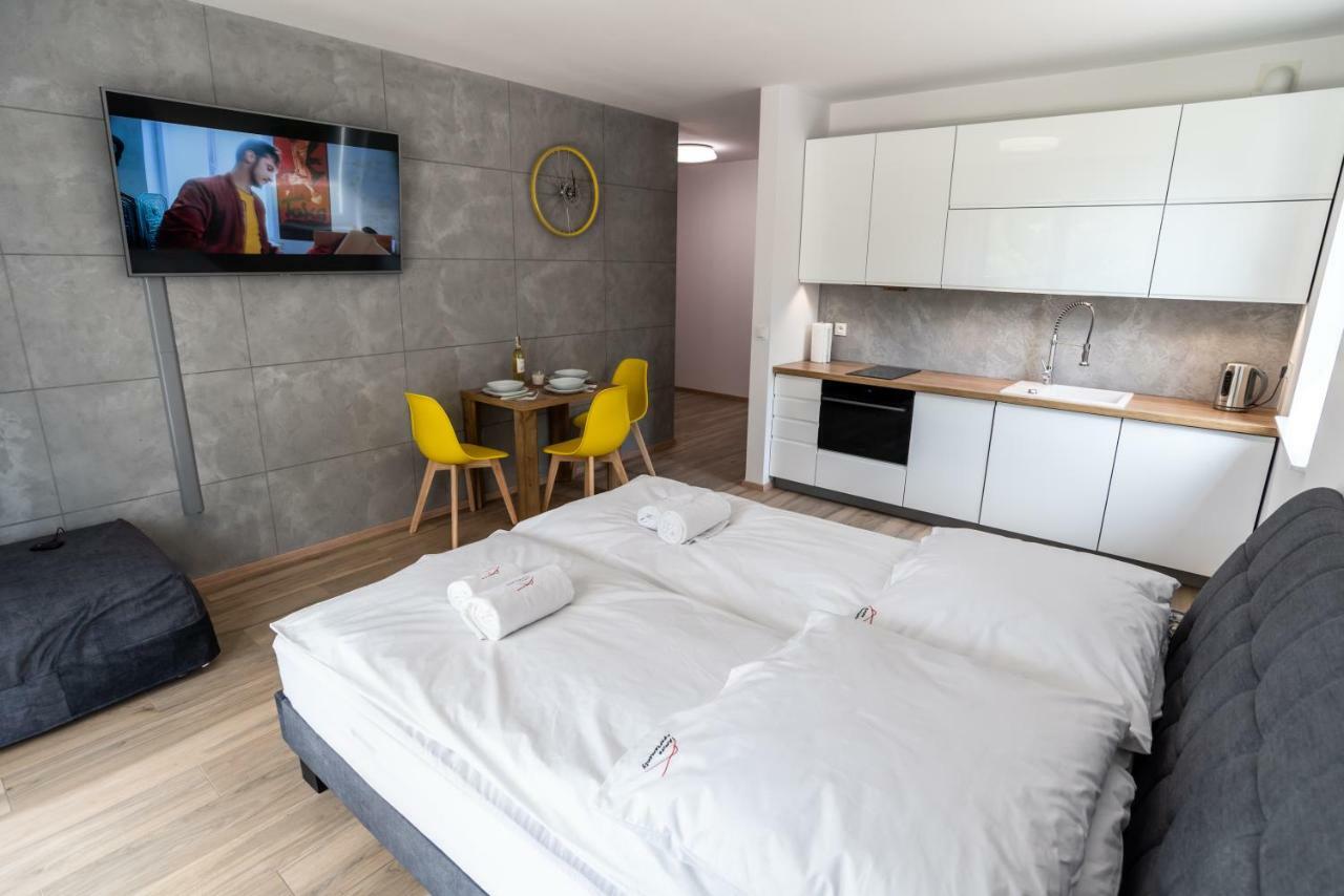 Apartamenty Amira W Kompleksie Apartamenty Piano Сверадув-Здруй Экстерьер фото