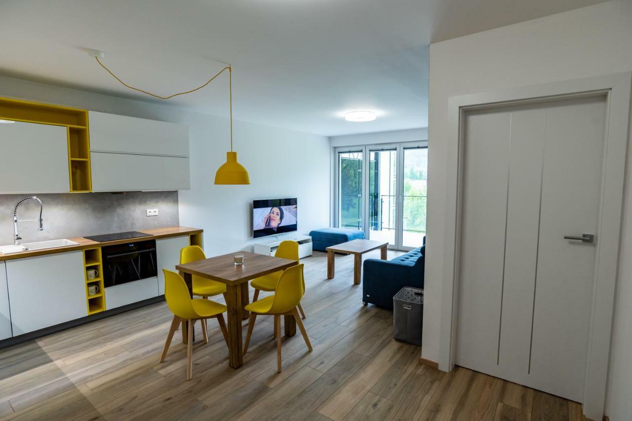 Apartamenty Amira W Kompleksie Apartamenty Piano Сверадув-Здруй Экстерьер фото